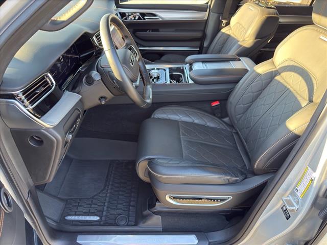 2022 Jeep Grand Wagoneer Series III