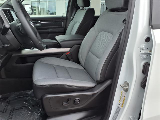 2024 RAM 1500 Big Horn/Lone Star 4x4 Quad Cab 140.5 in. WB