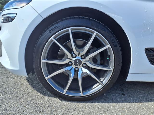 2022 Genesis G70 2.0T