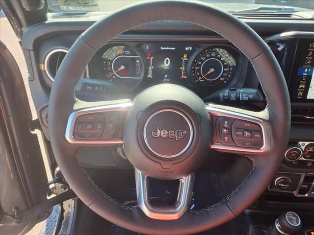 2025 Jeep Wrangler Sahara 4x4