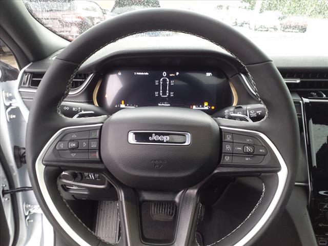 2025 Jeep Grand Cherokee L Laredo X 4x4