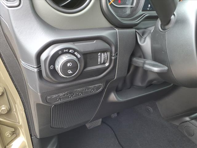 2025 Jeep Gladiator Mojave X 4x4 Crew Cab 5 ft. box