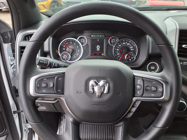 2025 RAM 1500 Tradesman 4x4 Quad Cab 140.5 in. WB