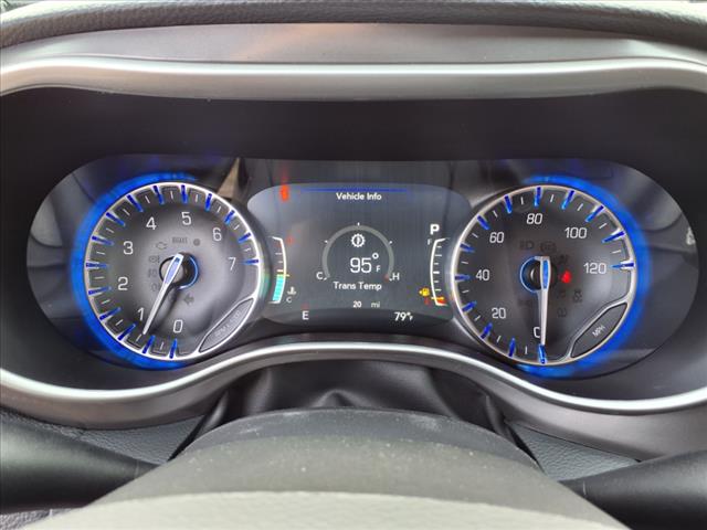 2025 Chrysler Pacifica Select Front-Wheel Drive Passenger