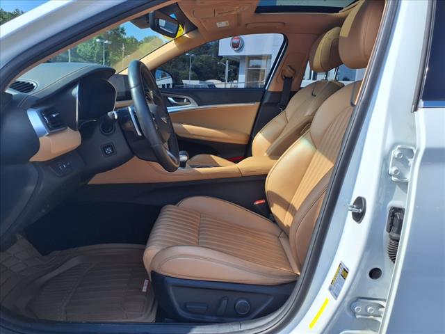 2022 Genesis G70 2.0T