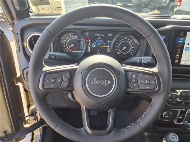 2025 Jeep Gladiator High Tide 4x4 Crew Cab 5 ft. box
