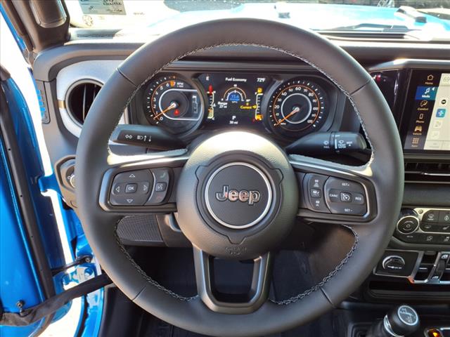 2025 Jeep Gladiator Sport S 4x4 Crew Cab 5 ft. box