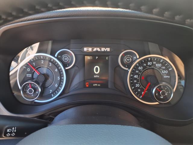 2024 RAM 1500 Big Horn/Lone Star 4x4 Quad Cab 140.5 in. WB