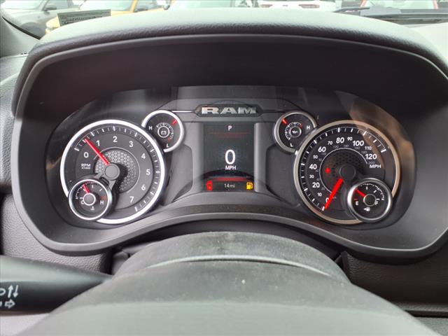 2025 RAM 1500 Tradesman 4x4 Quad Cab 140.5 in. WB