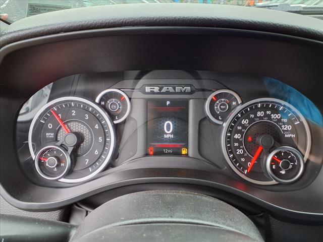 2025 RAM 1500 Tradesman 4x4 Quad Cab 140.5 in. WB