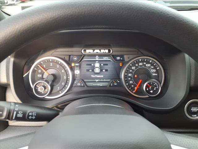 2025 RAM 1500 Express
