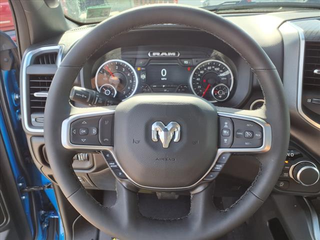 2025 RAM 1500 Big Horn/Lone Star 4x4 Crew Cab 144.5 in. WB