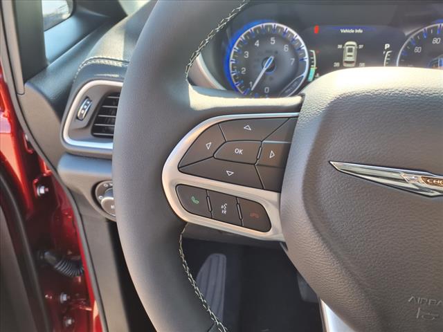 2026 Chrysler Pacifica Select Front-Wheel Drive Passenger