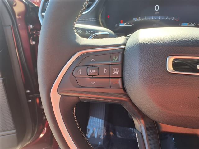 2025 Jeep Grand Cherokee Laredo 4x4