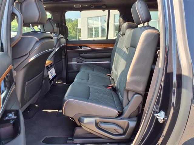 2024 Jeep Grand Wagoneer L Series III