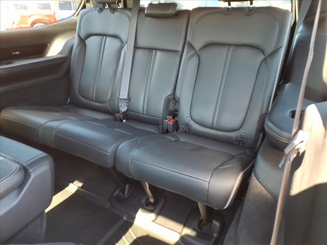 2022 Jeep Grand Wagoneer Series II