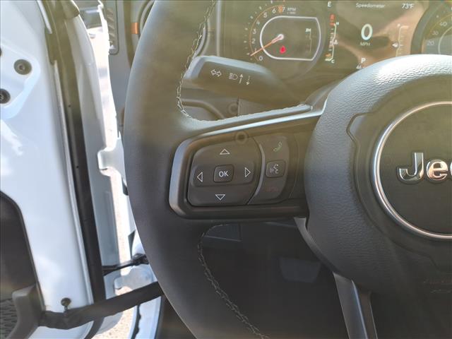 2025 Jeep Gladiator Mojave X 4x4 Crew Cab 5 ft. box