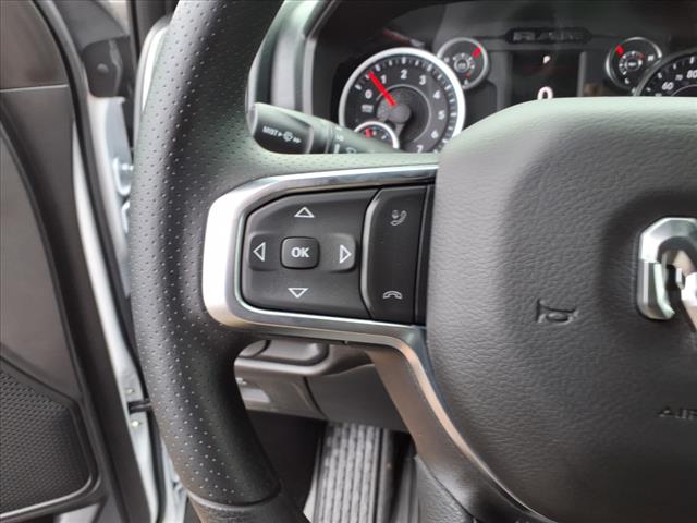 2025 RAM 1500 Tradesman 4x4 Quad Cab 140.5 in. WB