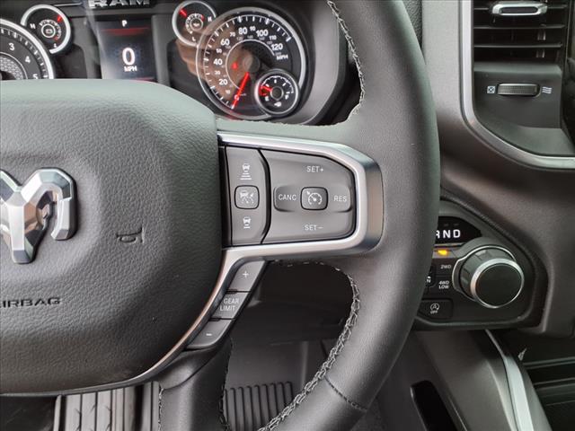 2025 RAM 1500 Big Horn/Lone Star 4x4 Crew Cab 144.5 in. WB