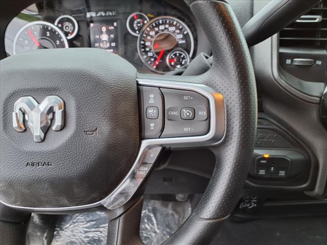 2025 RAM 2500 Tradesman 4x4 Crew Cab 6.3 ft. box 149 in. WB