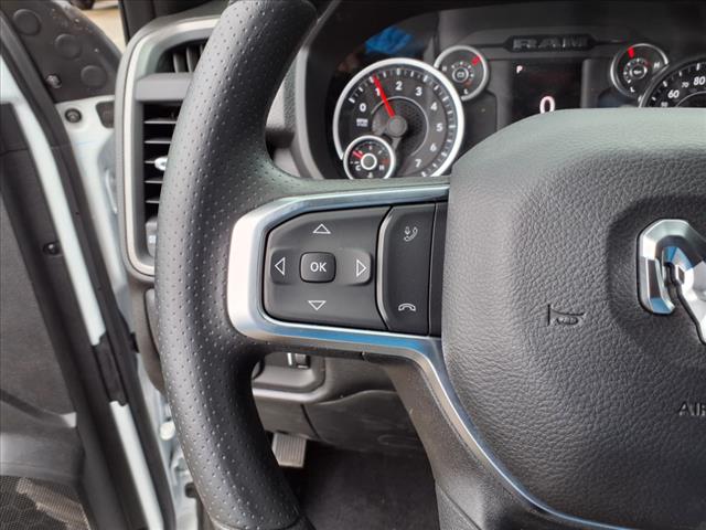 2025 RAM 2500 Tradesman 4x4 Crew Cab 6.3 ft. box 149 in. WB
