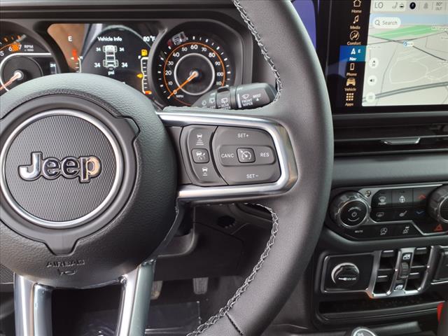 2025 Jeep Wrangler Sahara 4x4