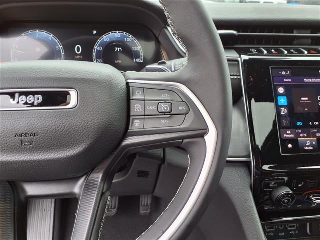 2025 Jeep Grand Cherokee Laredo X 4x4