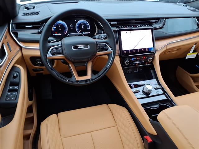 2025 Jeep Grand Cherokee Summit Reserve 4x4