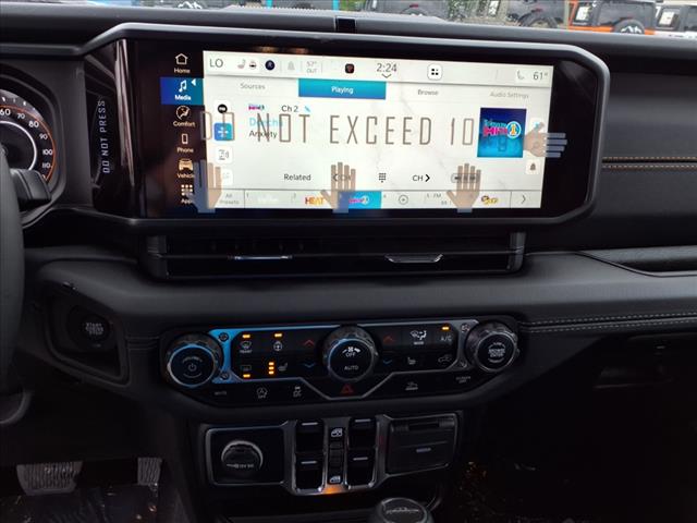 2025 Jeep Gladiator High Tide 4x4 Crew Cab 5 ft. box