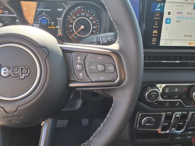 2025 Jeep Gladiator High Tide 4x4 Crew Cab 5 ft. box