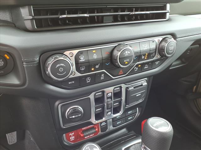 2025 Jeep Gladiator Mojave X 4x4 Crew Cab 5 ft. box