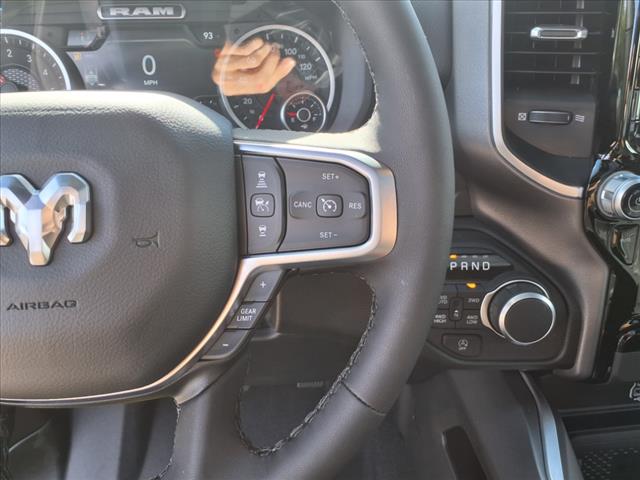2025 RAM 1500 Big Horn/Lone Star 4x4 Crew Cab 144.5 in. WB