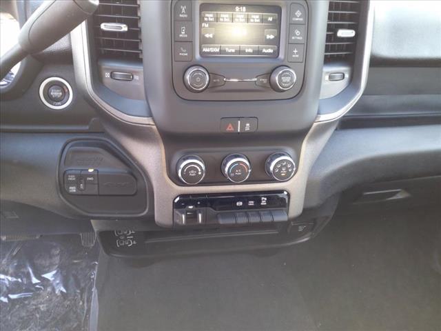 2024 RAM 2500 Tradesman 4x4 Crew Cab 6.3 ft. box 149 in. WB