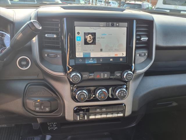 2025 RAM 5500 Chassis Tradesman/Big Horn 4x4 Crew Cab 197.4 in. WB