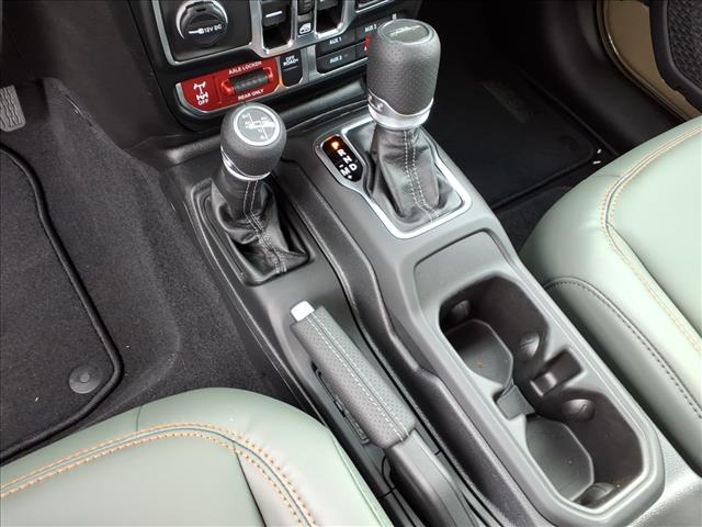 2025 Jeep Gladiator Mojave X 4x4 Crew Cab 5 ft. box