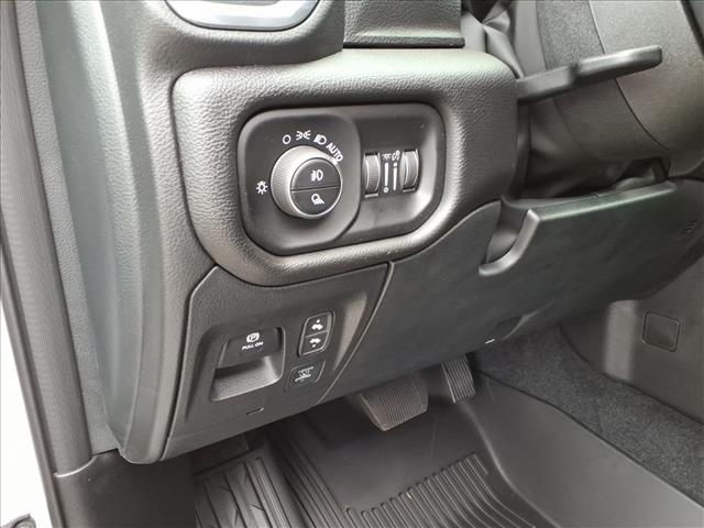 2026 RAM 1500 Big Horn/Lone Star 4x4 Crew Cab 144.5 in. WB