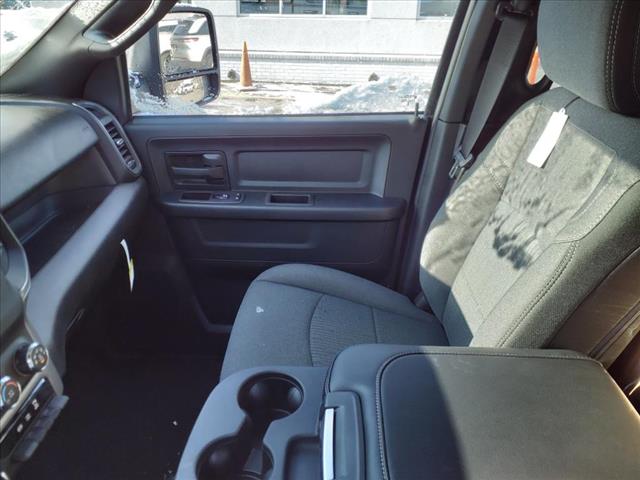 2024 RAM 2500 Tradesman 4x4 Crew Cab 6.3 ft. box 149 in. WB