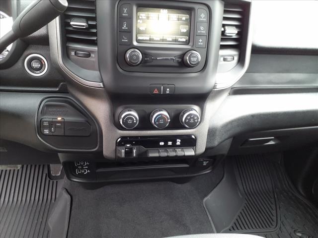 2024 RAM 2500 Tradesman 4x4 Crew Cab 6.3 ft. box 149 in. WB