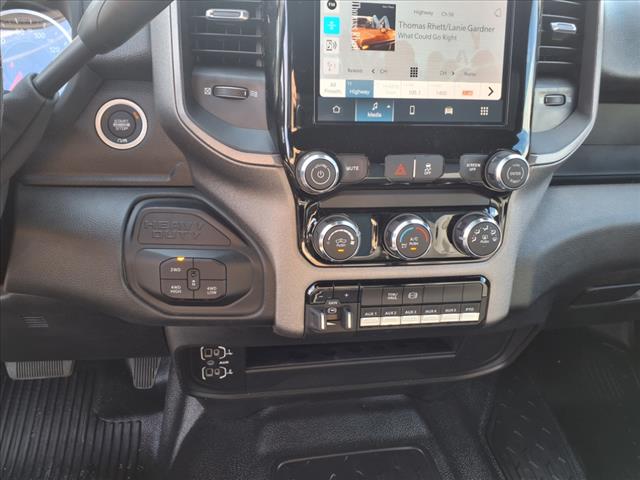 2025 RAM 5500 Chassis Tradesman/Big Horn 4x4 Crew Cab 197.4 in. WB