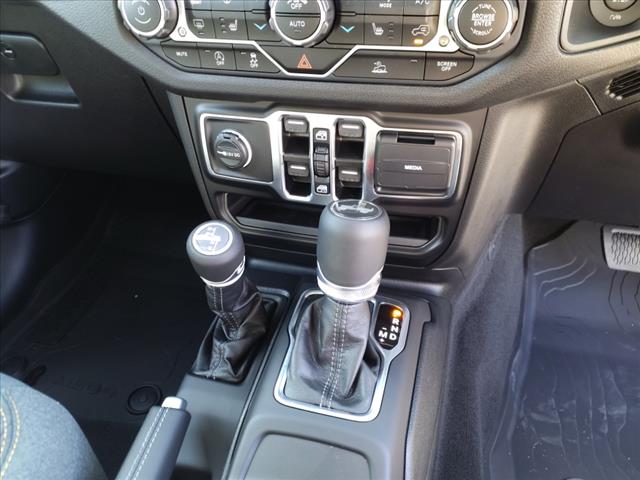 2025 Jeep Wrangler Sport RHD 4x4