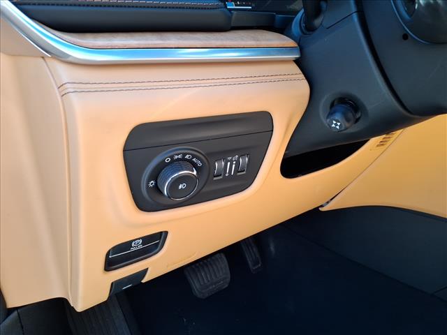 2022 Jeep Grand Cherokee Summit Reserve