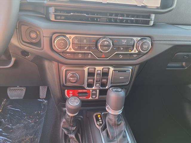 2025 Jeep Wrangler Rubicon X 4x4