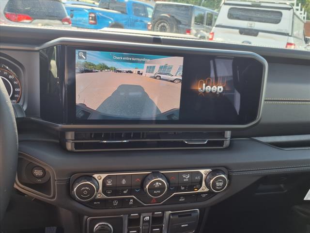 2025 Jeep Gladiator High Tide 4x4 Crew Cab 5 ft. box