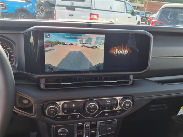 2025 Jeep Gladiator High Tide 4x4 Crew Cab 5 ft. box