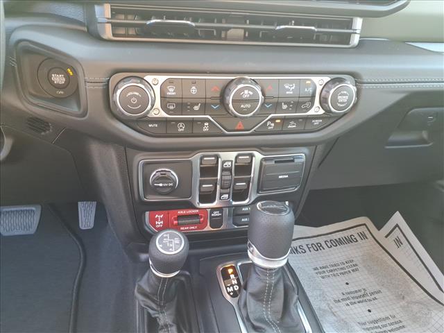 2025 Jeep Gladiator Mojave X 4x4 Crew Cab 5 ft. box