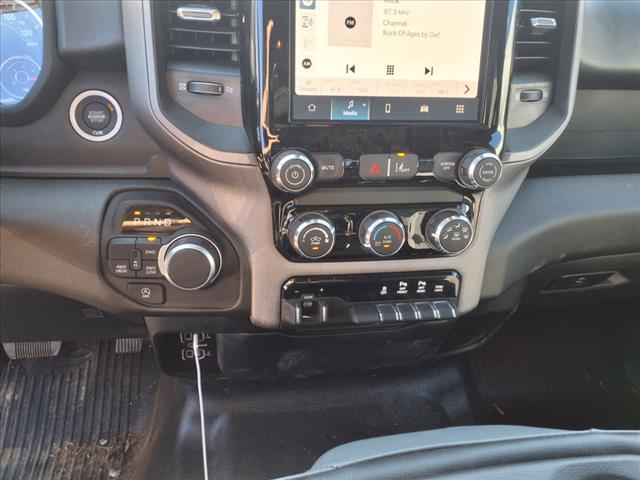 2025 RAM 1500 Tradesman 4x4 Crew Cab 153.5 in. WB