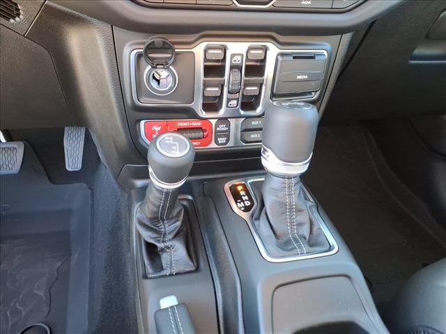 2025 Jeep Wrangler Rubicon 4x4