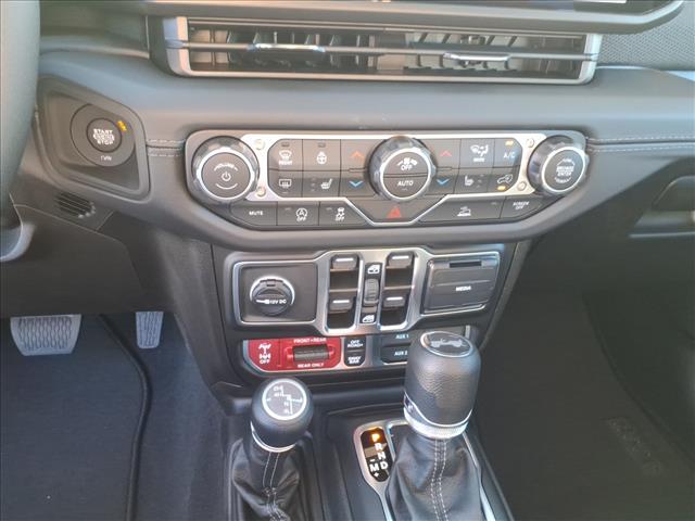 2025 Jeep Wrangler Rubicon 4x4
