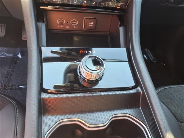 2025 Jeep Grand Cherokee Laredo 4x4