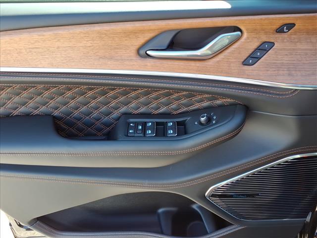 2025 Jeep Grand Cherokee Summit Reserve 4x4